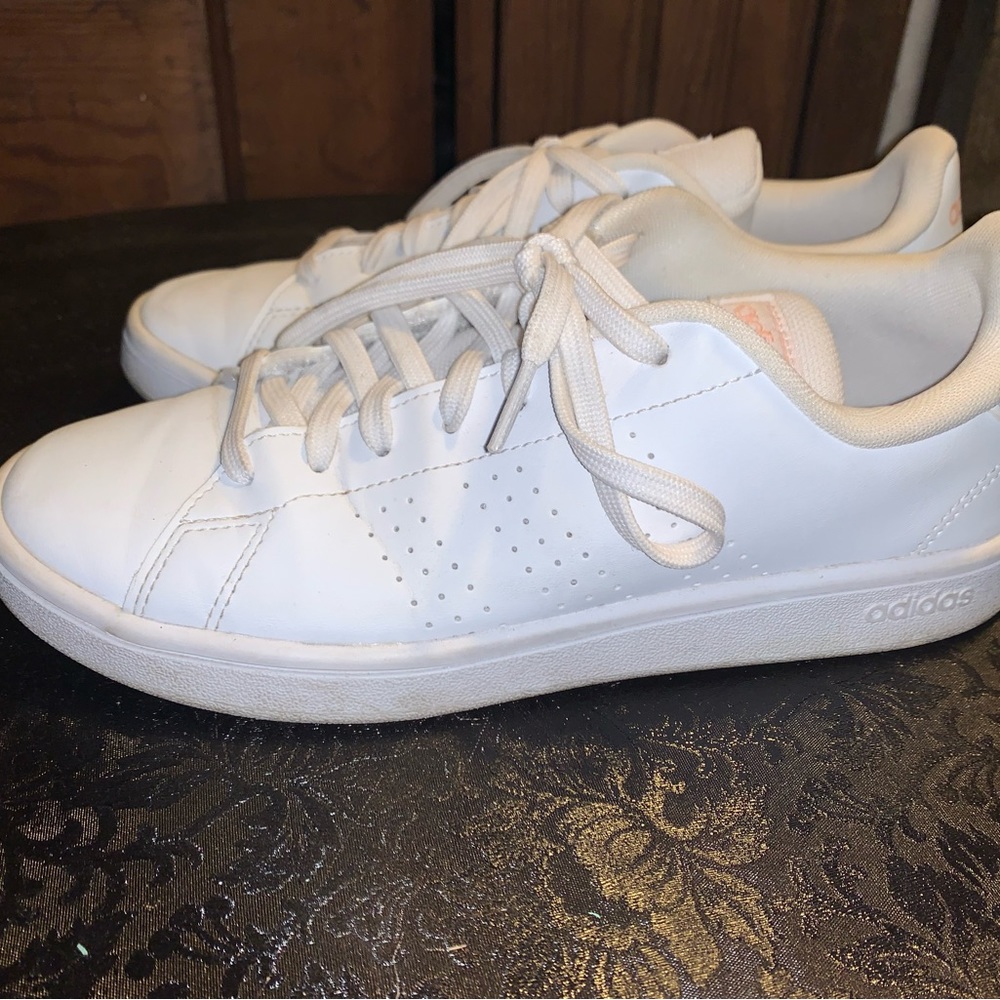 Adidas tennis shoes